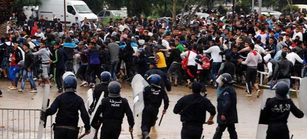 فوضى، أسلحة بيضاء..شجارات ومواجهات مع الأمن تخلف عدة إصابات