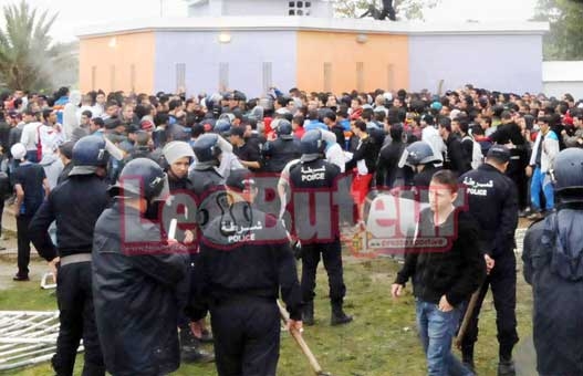 Finale de la Coupe d'algérie MCA-USMA : La vente des tickets au 5-Juillet tourne à l'émeute !
