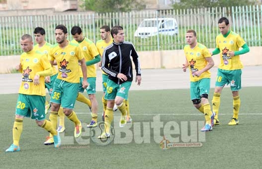 Aujourd'hui à Aïn Benian, à 10h, JSK-Saoura : Les derniers réglages, avant le Clasico !