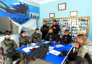 أكوامار للغوص البحري ... مدرسة تترجىّ إحاطتها بالاهتمام