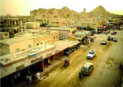 Débat autour de Les Amazighs de Siwa