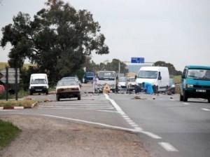 Ain Temouchent :Des femmes bloquent la RN2