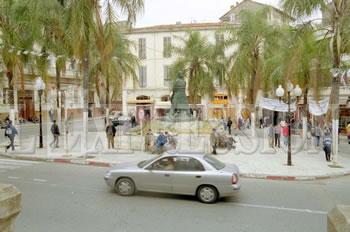 Deux marches pour un 1er Mai BEJAIA