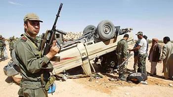 Les forces tunisiennes dépassées EMERGENCE D'UNE GUERILLA ISLAMISTE EN TUNISIE