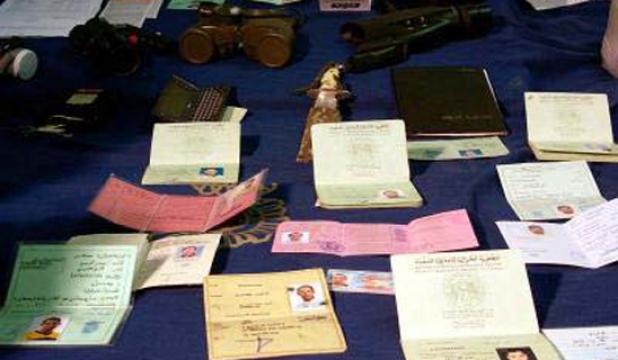 الإطاحة بعصابة تزوير جوازات السفر ورخص السياقة بالعاصمة تواطأ معها موظفان في بلدية بن عكنون ودائرة بئر مراد رايس