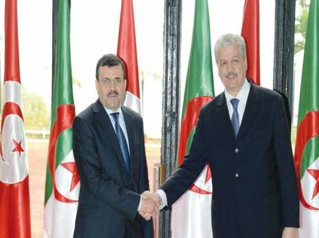 Alger et Tunis prennent les devants Trafic de drogue, contrebande et menace terroriste au Maghreb