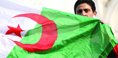 La forêt est brûlée par ses branches et la chèvre est aveuglée par ses cornes (proverbe algérien)