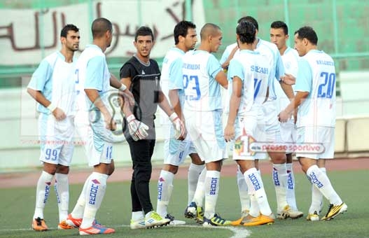 WAT : Djaraoui : «On m'a dit que l'entraîneur ne voulait plus de moi»