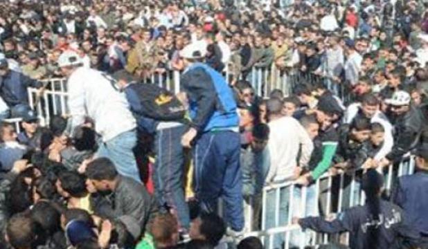 توقيف 50 مناصرا في نهائي كأس الجمهورية حجز أسلحة بيضاء ومخدرات وألعاب نارية