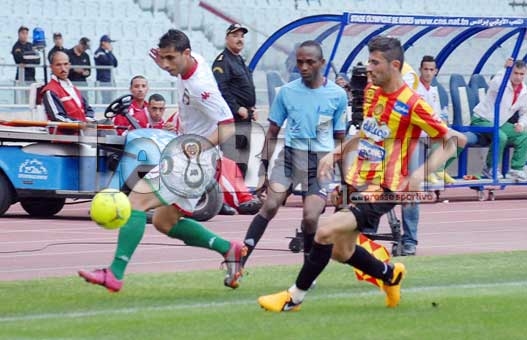 JSMB : Derrag : «Je n'arrive toujours pas à admettre que l'arbitre nous ait refusé ce penalty»