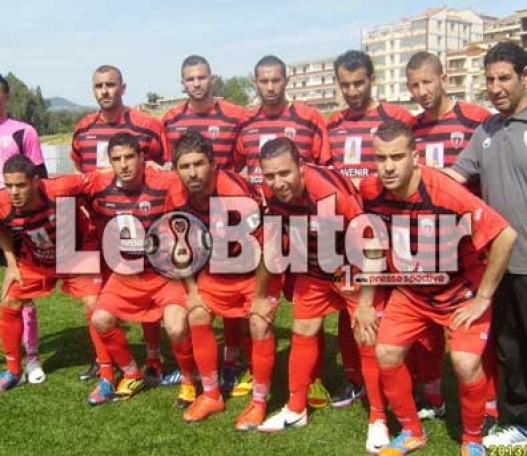 Régionale 1 : JS Azazga 2 - MB Bouira 1 : Iazouguen ont fait le boulot
