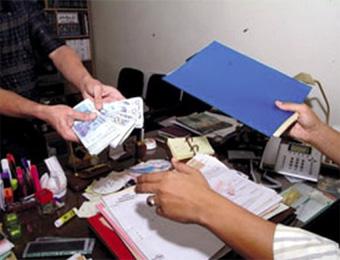 شبح البيروقراطية والفوضى يطال بلديات العاصمة قاصدوها يطالبون المسؤولين بوضع حد لهذه التجاوزات