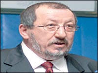 “Il faut sauver le secteur public économique”