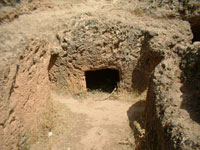 Frenda (Tiaret) Sauvons les grottes d'Ibn Khaldoun