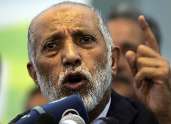 Il a notamment émis des réserves quant à l'appellation du parti « FNC » Belkhadem répond au retrait du MSP de l'Alliance Présidentielle