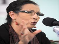 Le PT entérine la décision de participation aux élections Louisa Hanoune : 'Nous incarnons la recomposition politique'