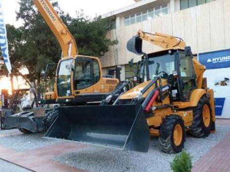 Lancement du Retro-Chargeur H940 S Tiziri Motor Algérie