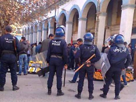 Des émeutiers aujourd'hui devant la justice Après l'immolation de Hicham à Tiaret