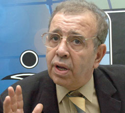 La CNCPPDH sollicite les propositions et les idées des organisations humanitaires En prévision de l'élaboration du rapport sur les droits de l'homme en Algérie