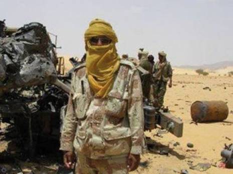 Commission interministérielle entre la Défense et l'Intérieur de suivi de la situation dans le Nord Mali Contacts algériens visant à lancer une initiative visant à mettre un terme à la guerre entre Bamako et l'Azawad