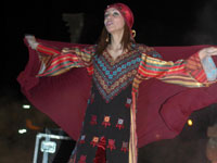 ''يا قدس''•• شعار السهرة الثانية لمهرجان جميلة :''أصايل'' الفلسطينية تبدع•• و''لطفي'' أضاء سماء ''كويكول''