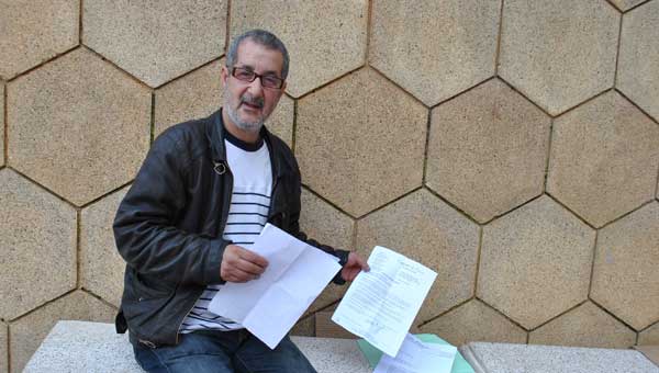 Grève longue et silencieuse aux consulats français, des milliers d'Algériens en rade