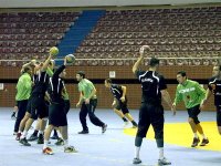 Tournoi pré-olympique de handball : l'Algérie jouera sans complexe (Bouchekriou)