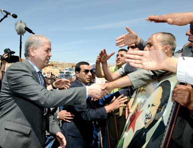 الوزير الأول يعلن من ولاية الأغواط: 60 بالمائة من محلات الشباب جاهزة قبل جوان