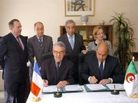 Algérie-France : signature d'une déclaration d'entente portant sur la formation dans le domaine de l'Administration