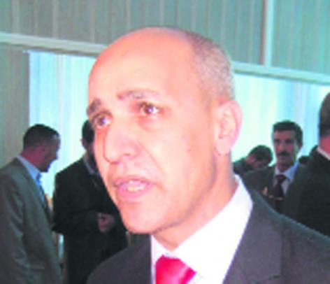 الحكم والمحافظ مسؤولان عن تأخّر انطلاق لقاء بشار رئيس ''الكاب'' وصف مجريات المقابلة ب ''المسرحية'' ويتّهم