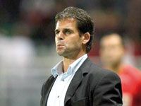 USM Alger Ollé-Nicolle : 'Je reste !'