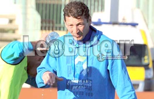 WAT : Boudjakdji : «Triste et malheureux par cette descente en L2»