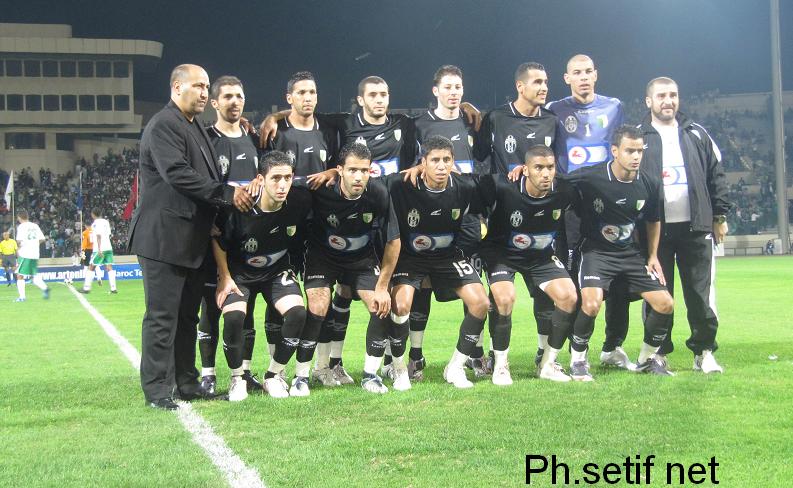 النسر الأسود يحقق الأهم أمام الرجاء نصف نهائي كأس شمال إفريقيا ذهاب / الرجاء البيضاوي1- وفاق سطيف 1