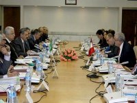 Une vingtaine d'accords entre des firmes algériennes et françaises à un stade 