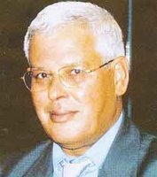 « L'Algérie doit profiter de la baisse des prix du rond à béton »