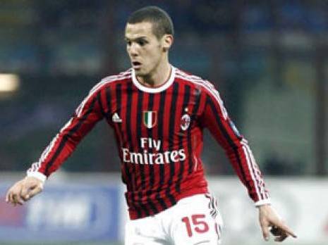 AC Milan. Djamel Mesbah retenu pour la Ligue des champions Economie