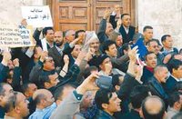 Les clignotants au rouge dans divers secteurs : Le front social en voie de radicalisation