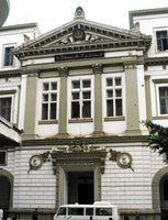 Le directeur et une journaliste d'El Watan condamnés à trois mois de prison ferme