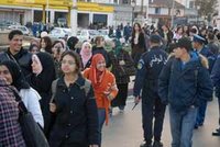 « Le manipulateur Hamza B. » et la surcharge des programmes