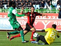 USMA-Al Arabi Koweïti (3-2) : un premier trophée international dans la douleur pour les Algériens