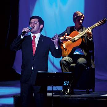 Gustavo ou la fraîcheur du fado 14e festival culturel européen à Alger