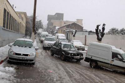 Intempéries / Situation : Neige et pluie couvrent l'ensemble des wilayas du centre du pays