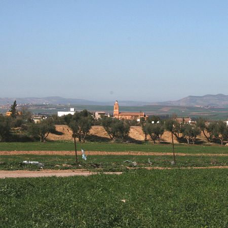 PETITE MONOGRAPHIE D’HENNAYA