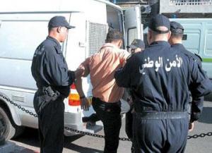 سارق 136 مليون من مركبة بمعسكر في قبضة الأمن