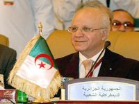 « l'Algérie poursuivra ses efforts contre le terrorisme et le crime transnational organisé » Medelci à la conférence sur le développement du mali