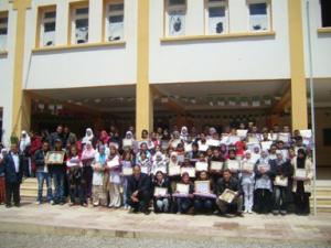 Le CEM de Lemroudj récompense ses lauréats.