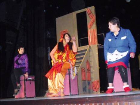 Batna s'invite avec la pièce Tidet Tizi Ouzou. Théâtre régional Kateb Yacine