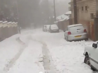Algérie, après l'enchantement de la neige, la montée du chaos blanc