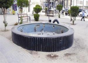 نافورات بدون ماء وعتاد عرضة للتلف في سيدي بلعباس