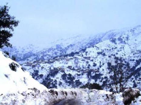 Les secours se font attendre La neige a atteint plus de deux mètres d'épaisseur en Haute-Kabylie